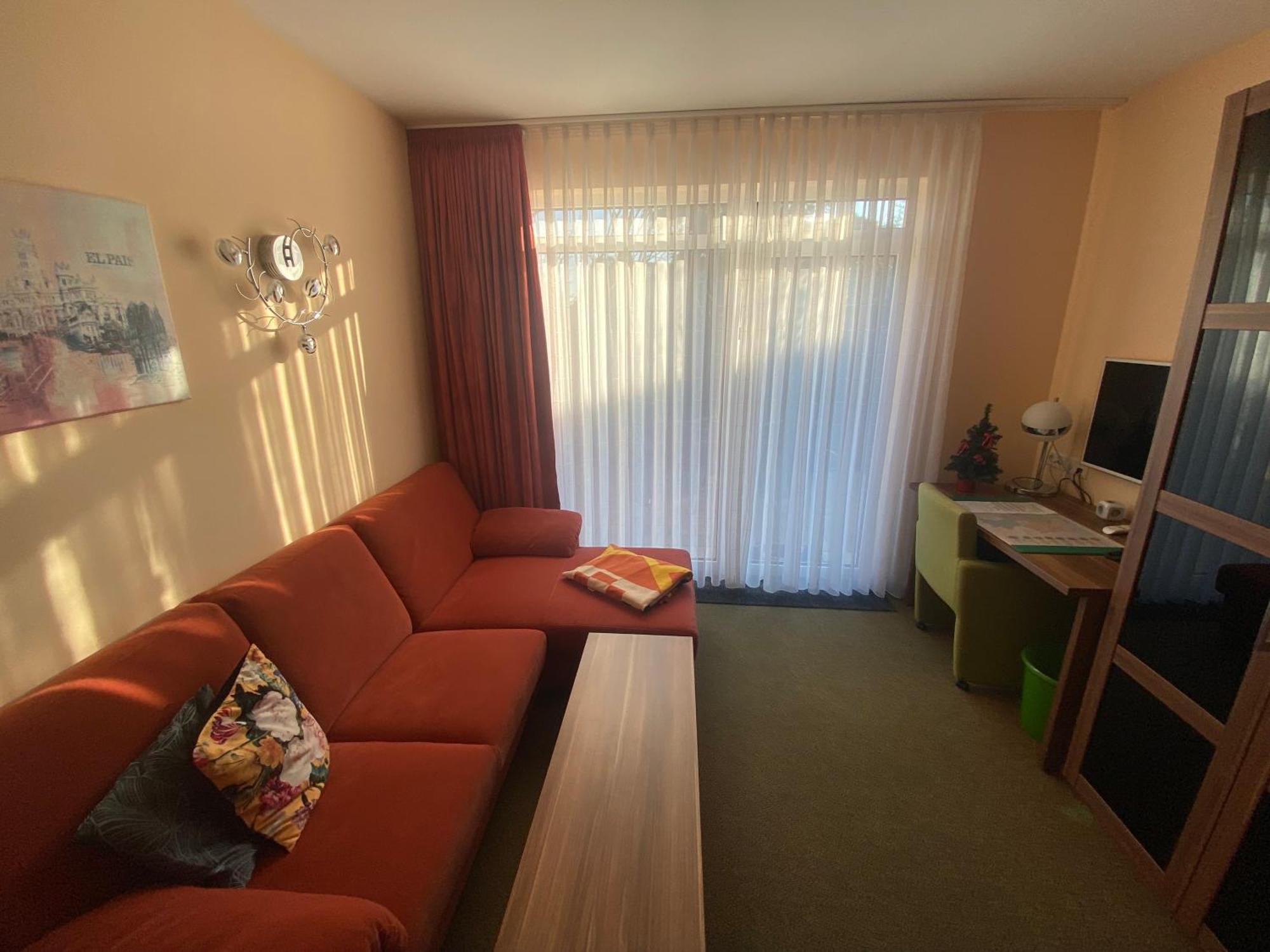Atrium Garni Hotel 3*